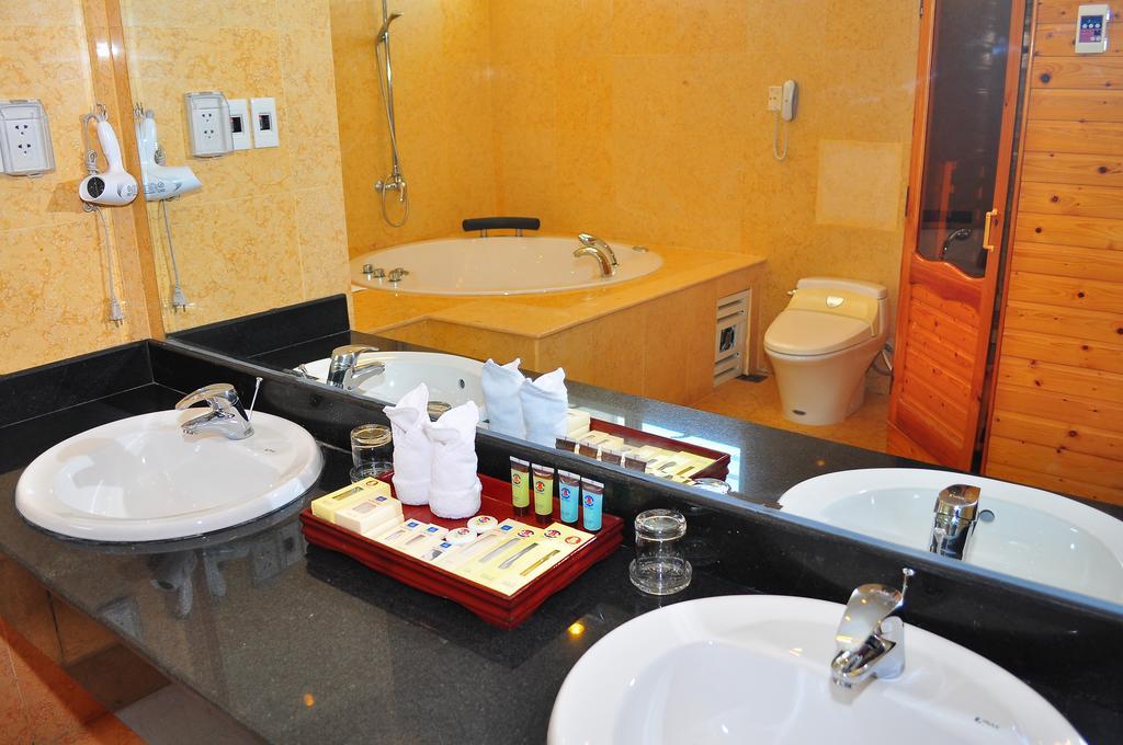 Thien An Riverside Hotel Quang Ngai Luaran gambar